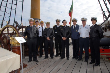 Visit to Frigate D. Fernando II e Glï¿½ria